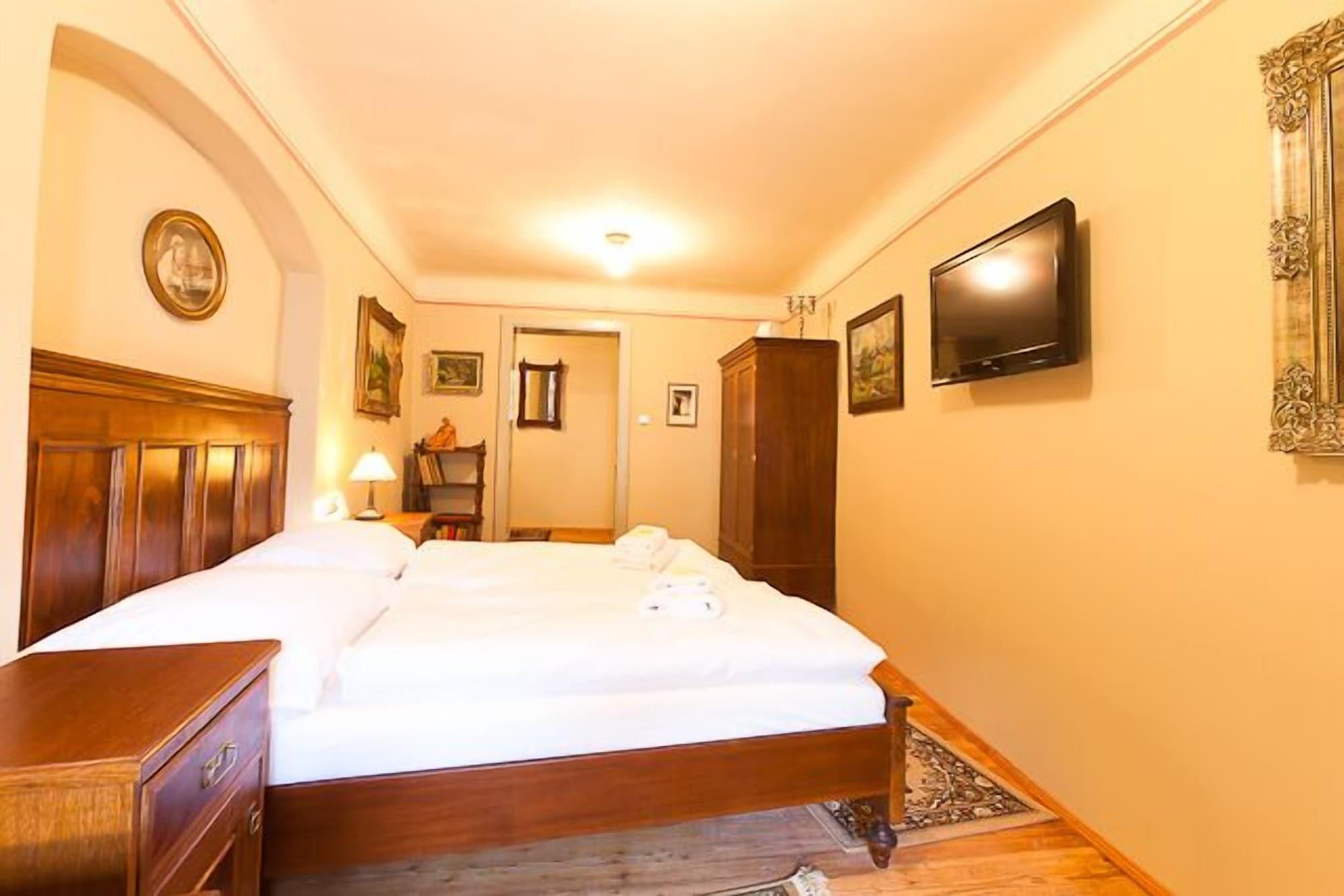 Hotel Krčínův Dům Cesky Krumlov Exterior foto