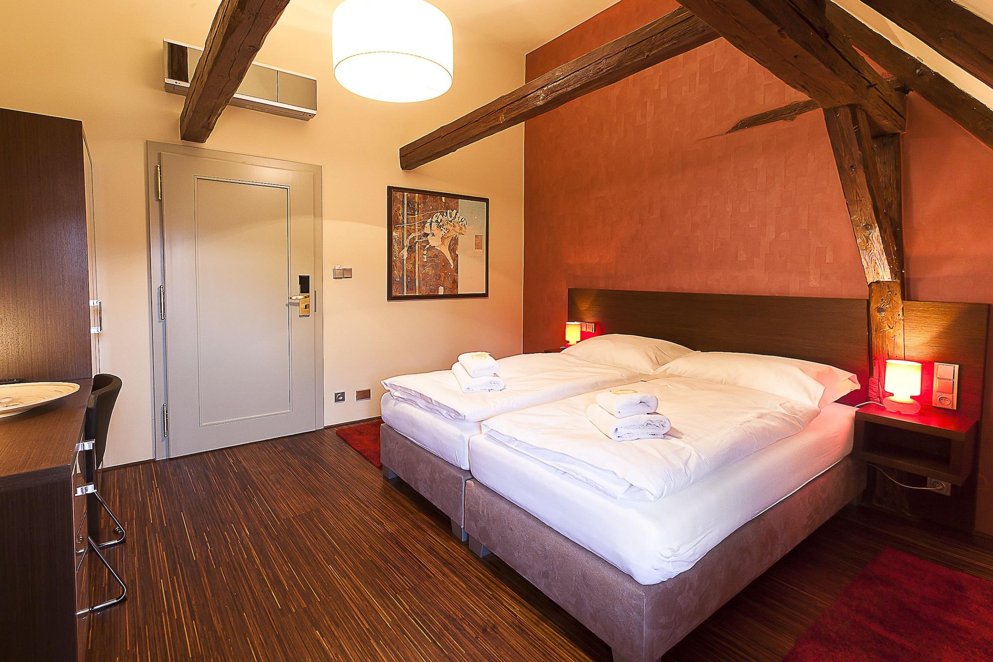 Hotel Krčínův Dům Cesky Krumlov Exterior foto