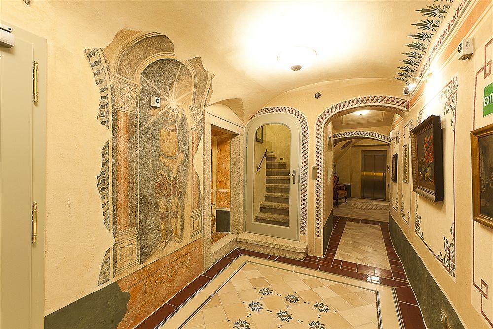 Hotel Krčínův Dům Cesky Krumlov Exterior foto